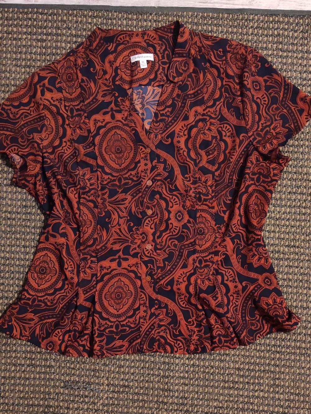 Coldwater Creek Rust and Navy Paisley Short-Sleeve Blouse